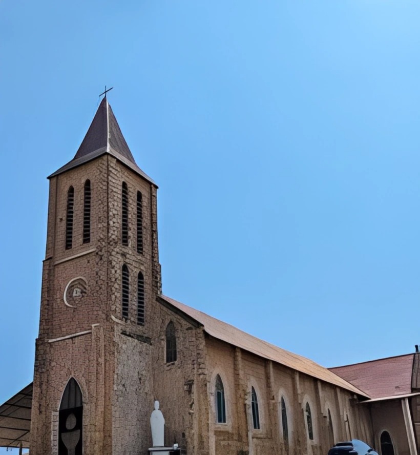 CATHEDRALE SAINT JEAN-MARIE VIANNEY D'AGBOVILLE 